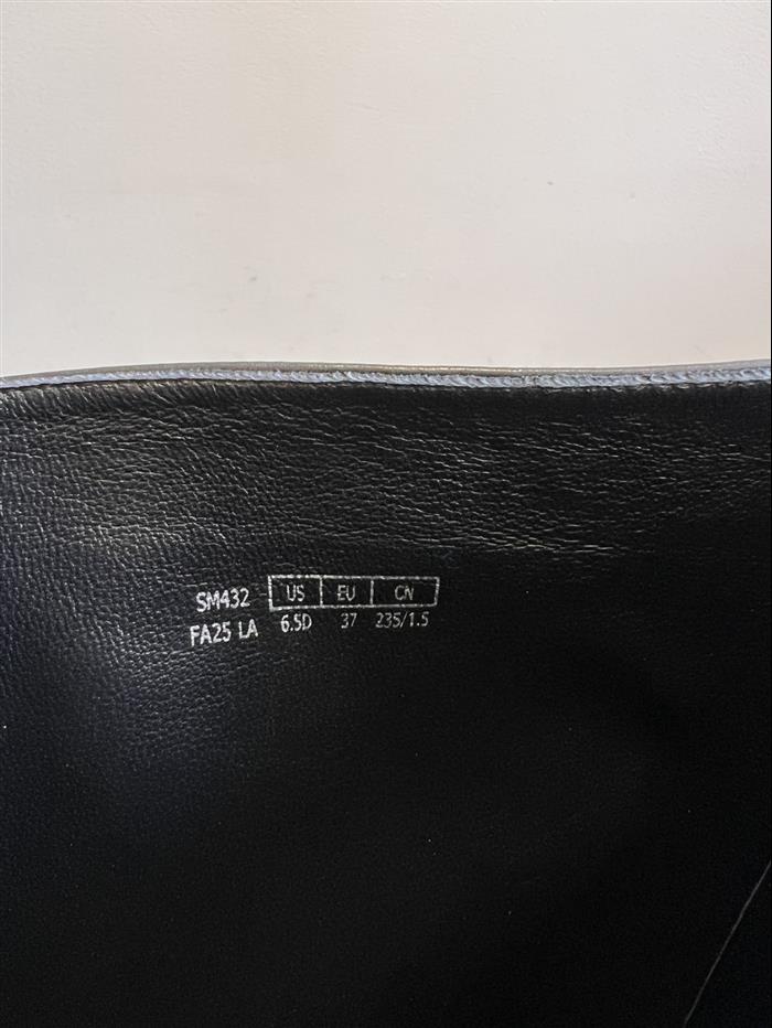 20251128173018838 520